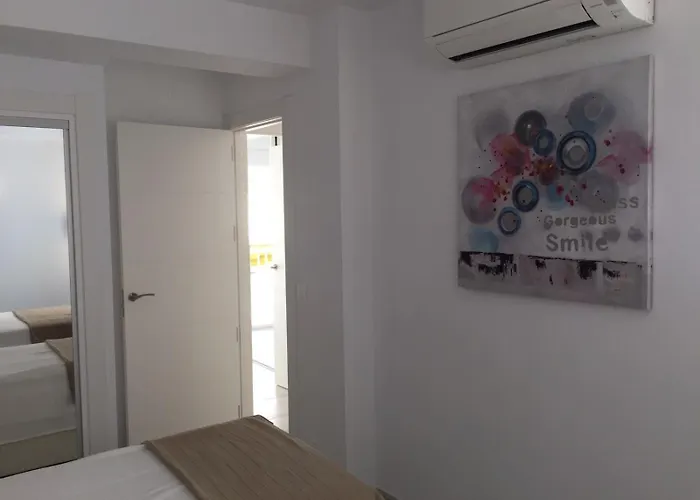 Seaside 2 Bedroom Spain Apartment Fuengirola