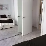 アパート Seaside 2 Bedroom Spain フエンヒロラ