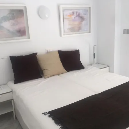 아파트 Seaside 2 Bedroom Spain 푸엔히롤라