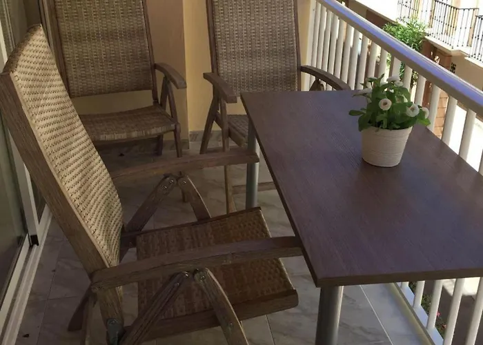 Seaside 2 Bedroom Spain Appartamento Fuengirola