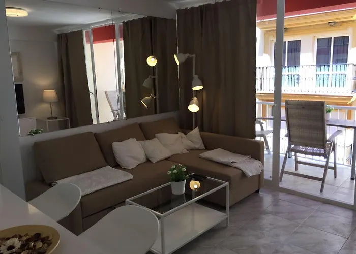 Seaside 2 Bedroom Spain Appartamento *